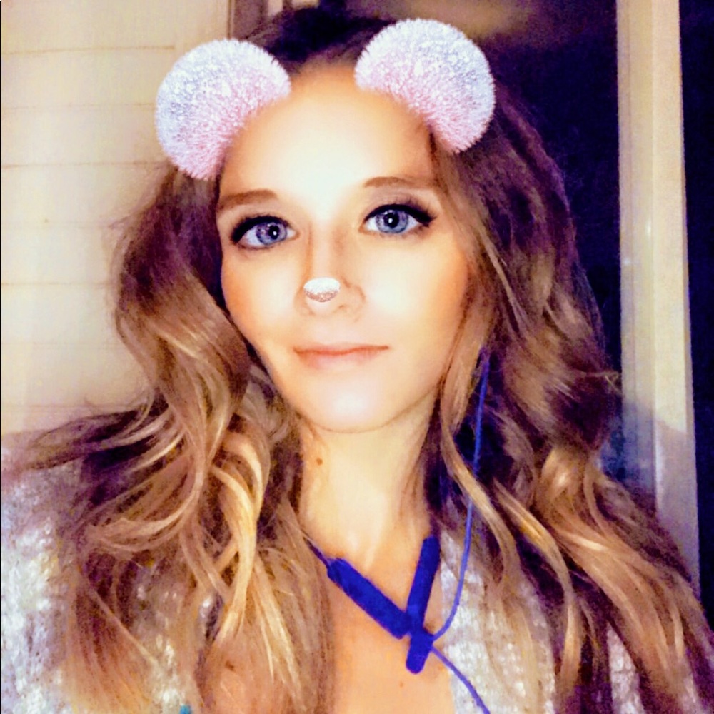 Meet your Posher, Kristin